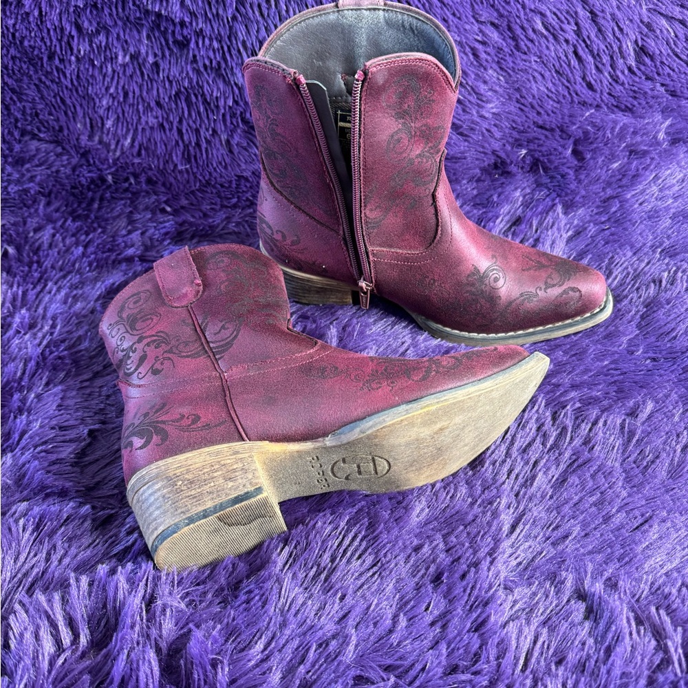 Roper Maroon Western Ankle Boots